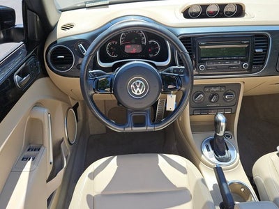 2013 Volkswagen Beetle Convertible 2.0 TSi