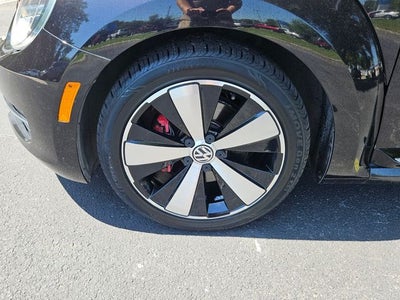 2013 Volkswagen Beetle Convertible 2.0 TSi