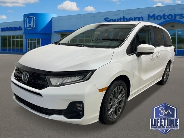 2026 Honda Odyssey Touring's photo