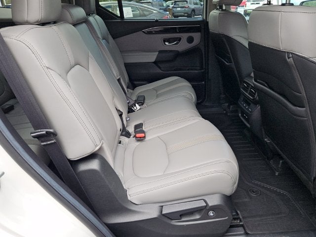 2025 Honda Pilot EX-L - Photo 14