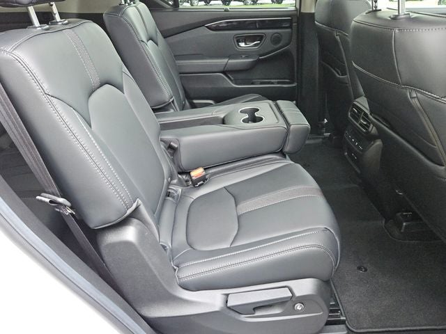 2025 Honda Pilot Touring - Photo 14