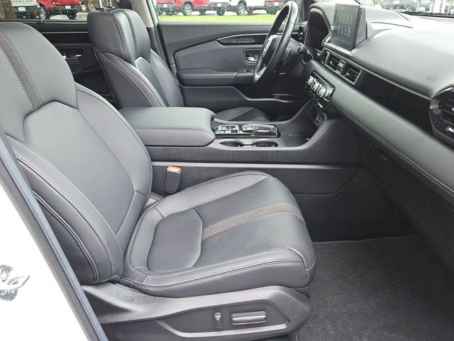 2025 Honda Pilot Touring - Photo 15