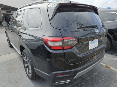 2023 Honda Pilot Touring