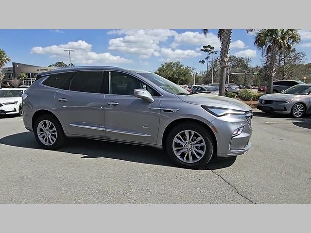2024 Buick Enclave Avenir