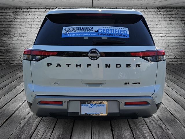 2023 Nissan Pathfinder SL