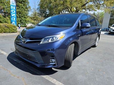 2018 Toyota Sienna 7 Passenger
