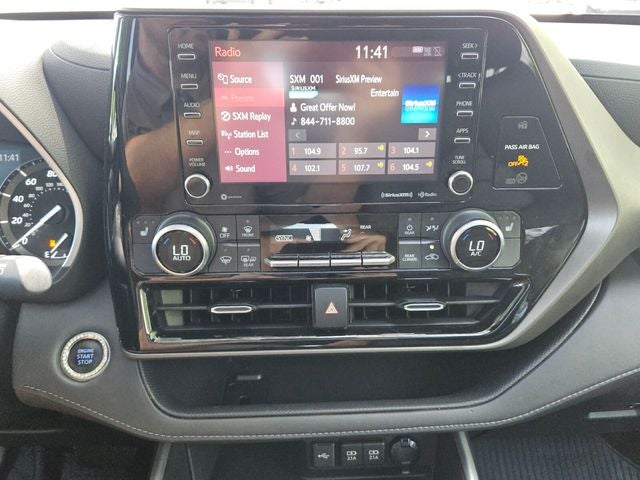 2021 Toyota Highlander XLE