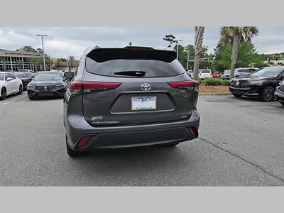 2023 Toyota Highlander XLE