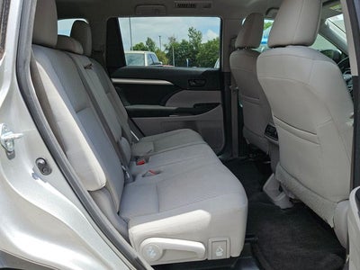 2017 Toyota Highlander LE
