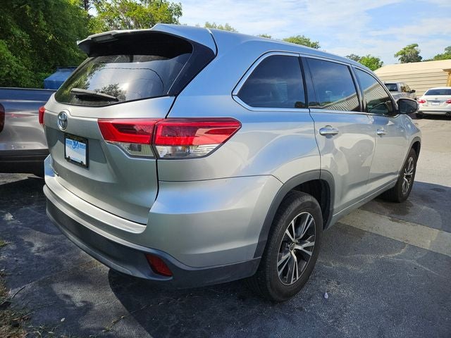 2017 Toyota Highlander LE