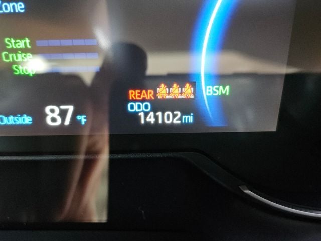 2025 Toyota RAV4 Hybrid XLE Premium