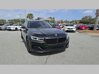 2022 BMW 7 Series 740i