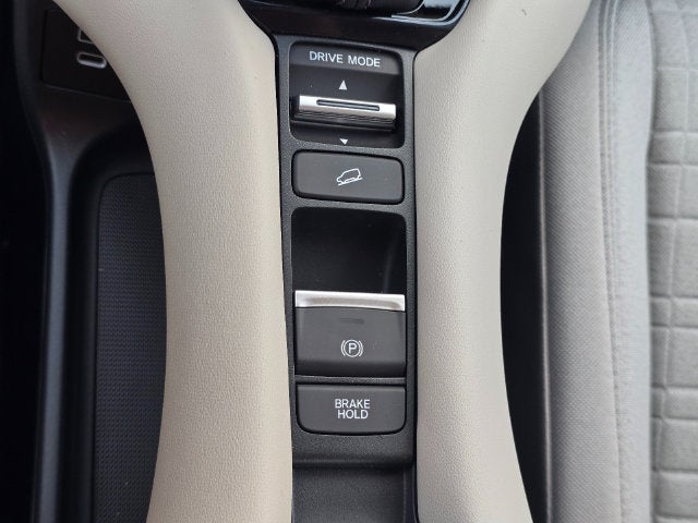 2027 Honda HR-V LX 2WD